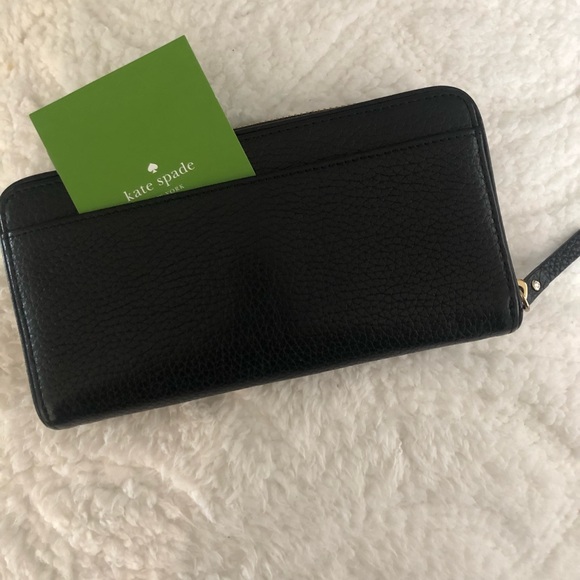 SOLD! Kate Spade black tassel wallet - Picture 4 of 7